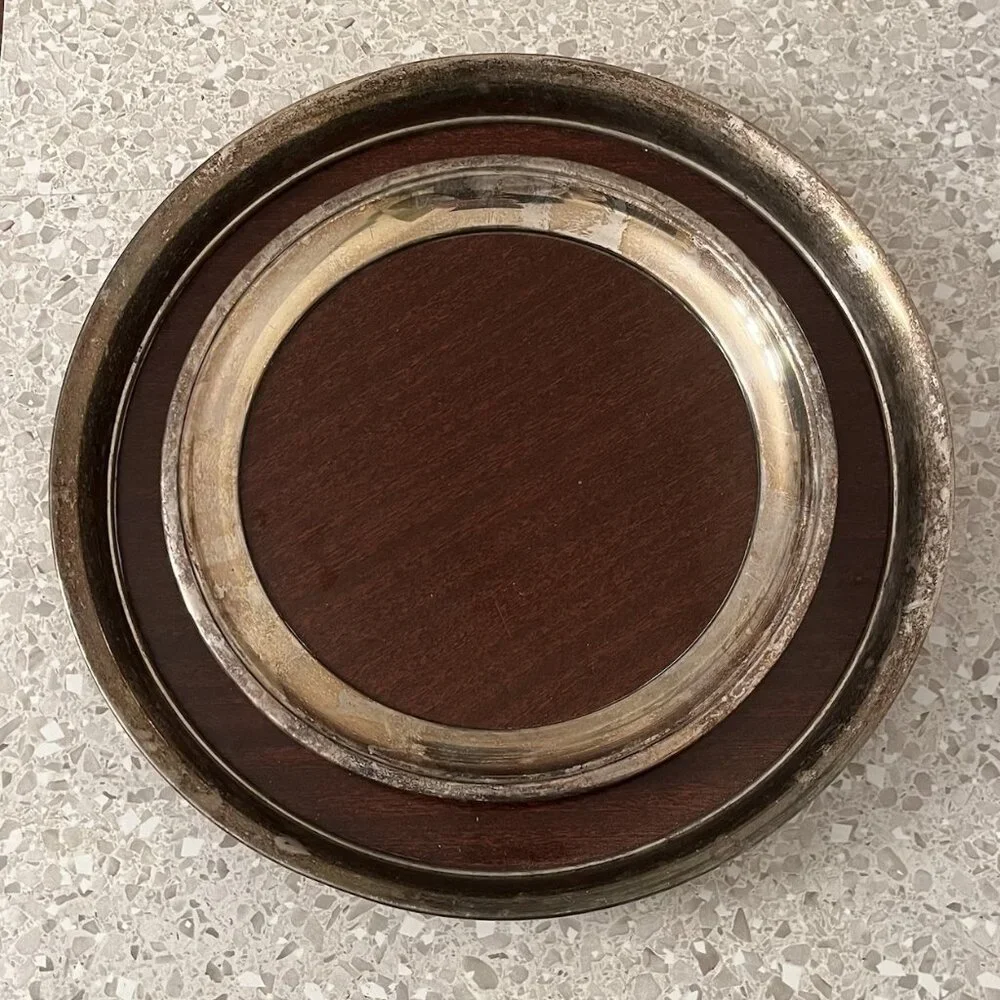 Round Serving Cocktail Tray Formica Wood Grain Set of 2 MCM Vintage Cresent & ? - Picture 1 of 12